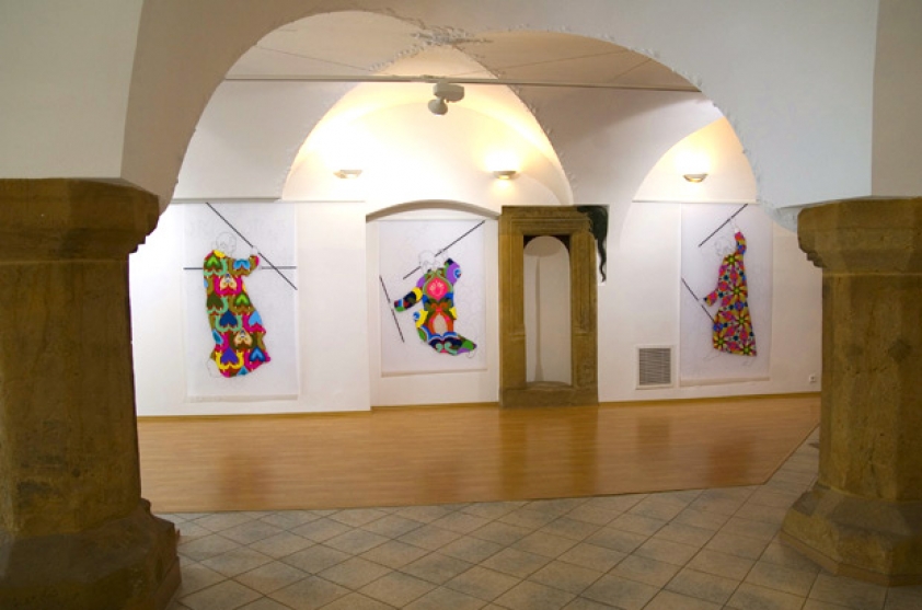 https://remote.mirunadragan.com/files/gimgs/th-14_4installation_view.jpg