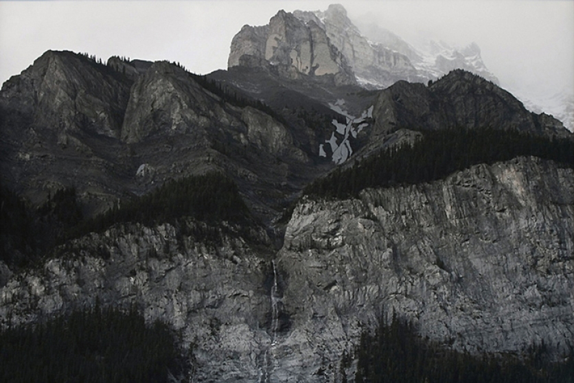 https://remote.mirunadragan.com/files/gimgs/th-12_TheMountainsAreMirrors7.jpg