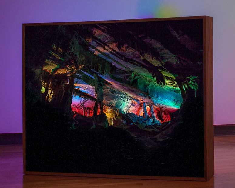 https://remote.mirunadragan.com/files/gimgs/th-28_IMG_9069_LightboxCave_W.jpg