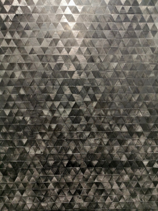 https://remote.mirunadragan.com/files/gimgs/th-68_Pithos_GraphiteDetail_W.jpg